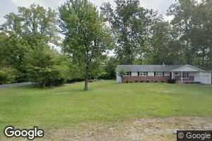 809 S Oak Dr, Greenfield, IN 46140