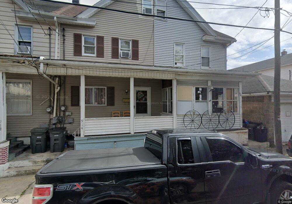 916 W 1st St, Hazleton, PA 18201 - photo 1