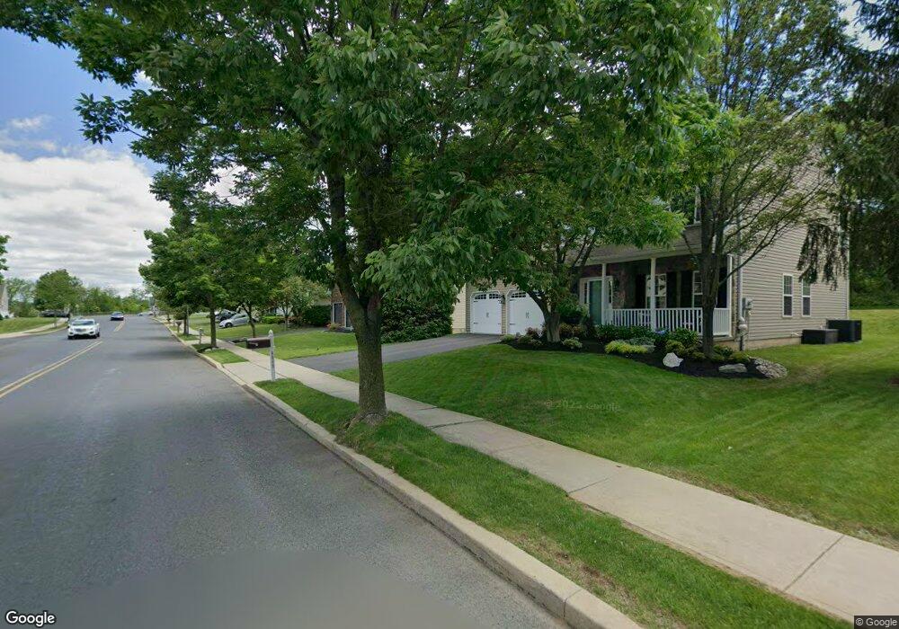 6840 Scenic View Dr, Macungie, PA 18062 - photo 1