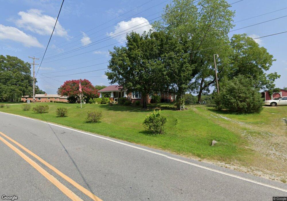 1627 Jackson Lake Rd, High Point, NC 27263 - photo 1