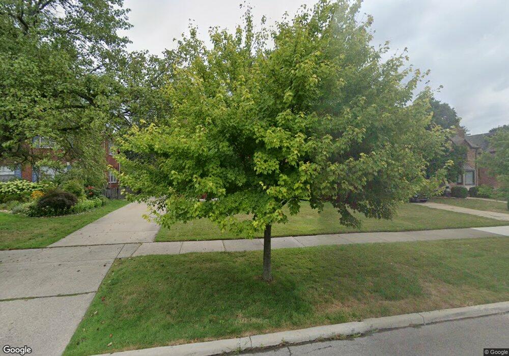 860 Pemberton Rd, Grosse Pointe Park, MI 48230 - photo 1