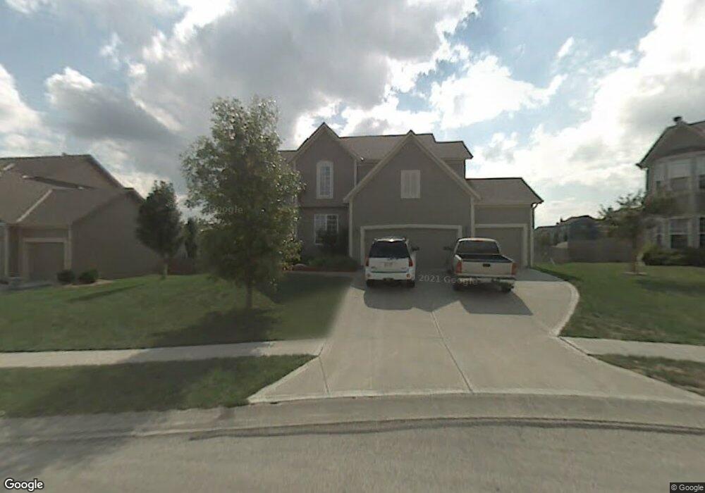 23707 W 53rd Place, Shawnee, KS 66226 - photo 1