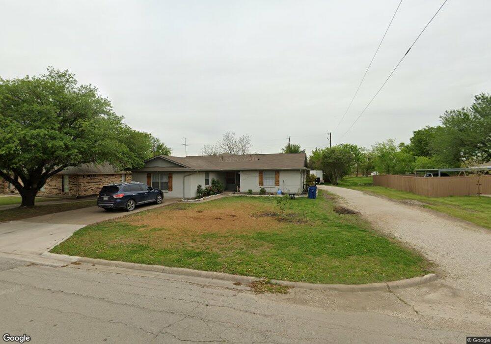 701 W Oak St, Celina, TX 75009 - photo 1