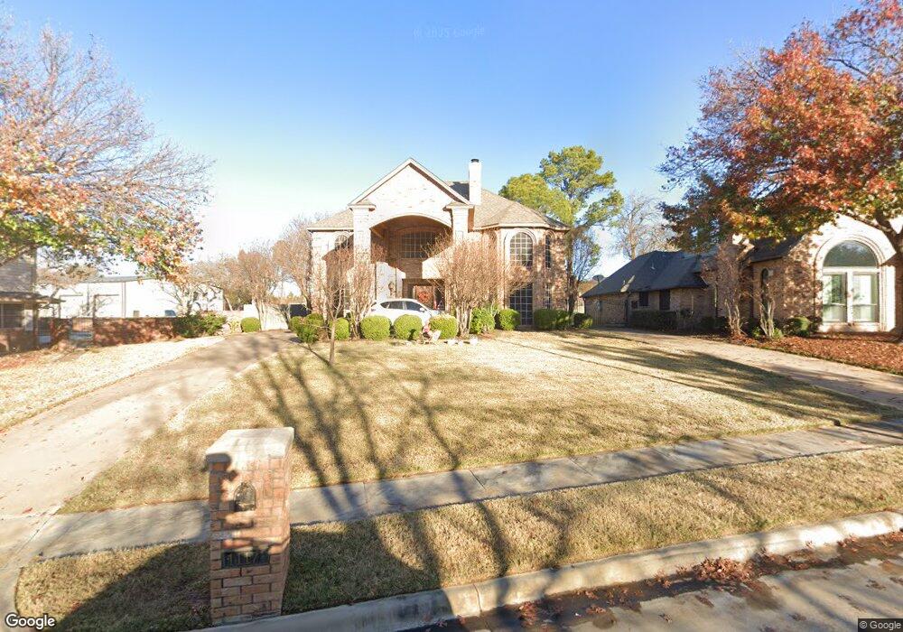 1117 Wildwood Cir, Bedford, TX 76021 - photo 1