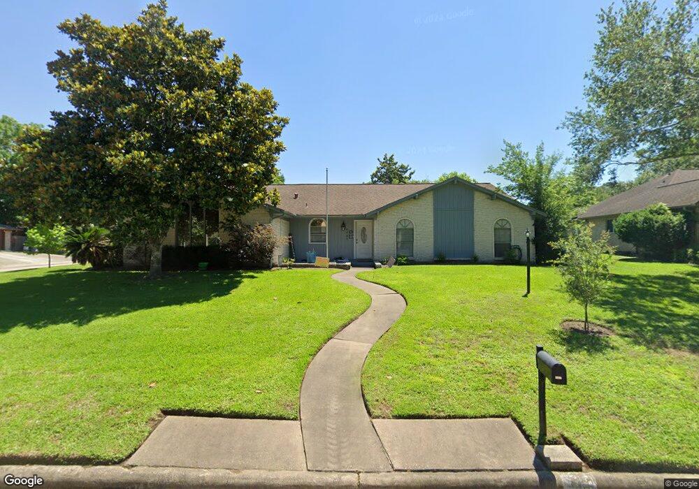 5451 Apple Blossom Ln, Friendswood, TX 77546 - photo 1