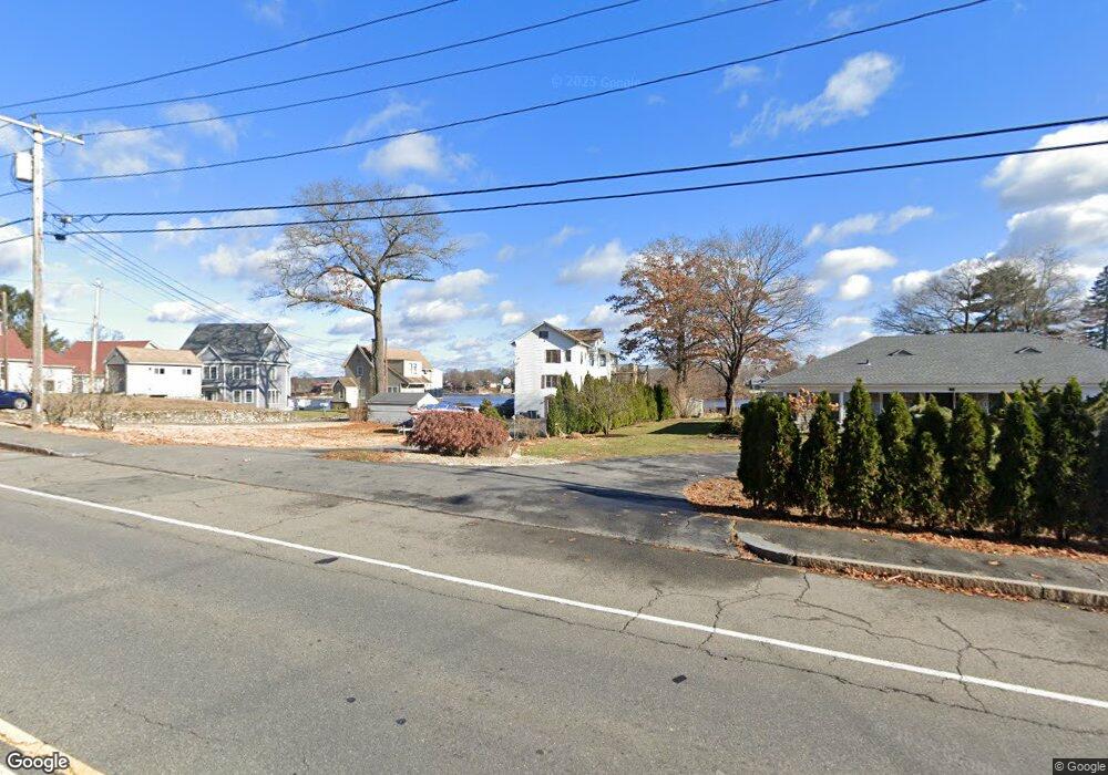 481 Lake Ave, Worcester, MA 01604 - photo 1