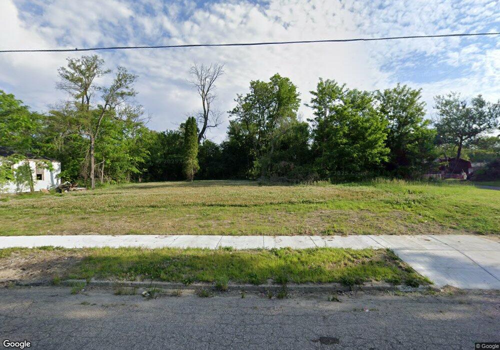 353 E Austin Ave, Flint, MI 48505 - photo 1