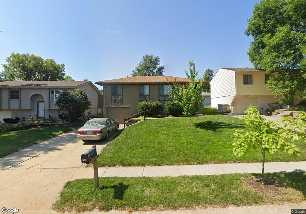 12979 Redman Cir, Omaha, NE 68164 - photo 1