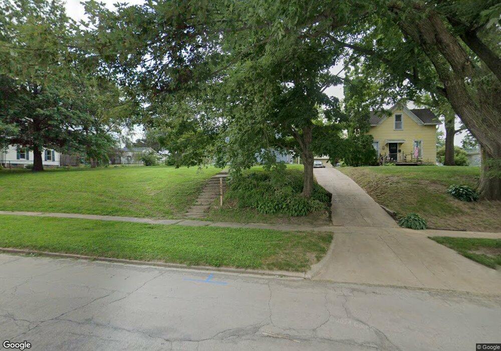 1514 W Main St, Marshalltown, IA 50158 - photo 1