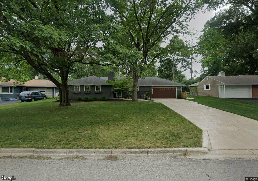 578 E Schreyer Place, Columbus, OH 43214 - photo 1