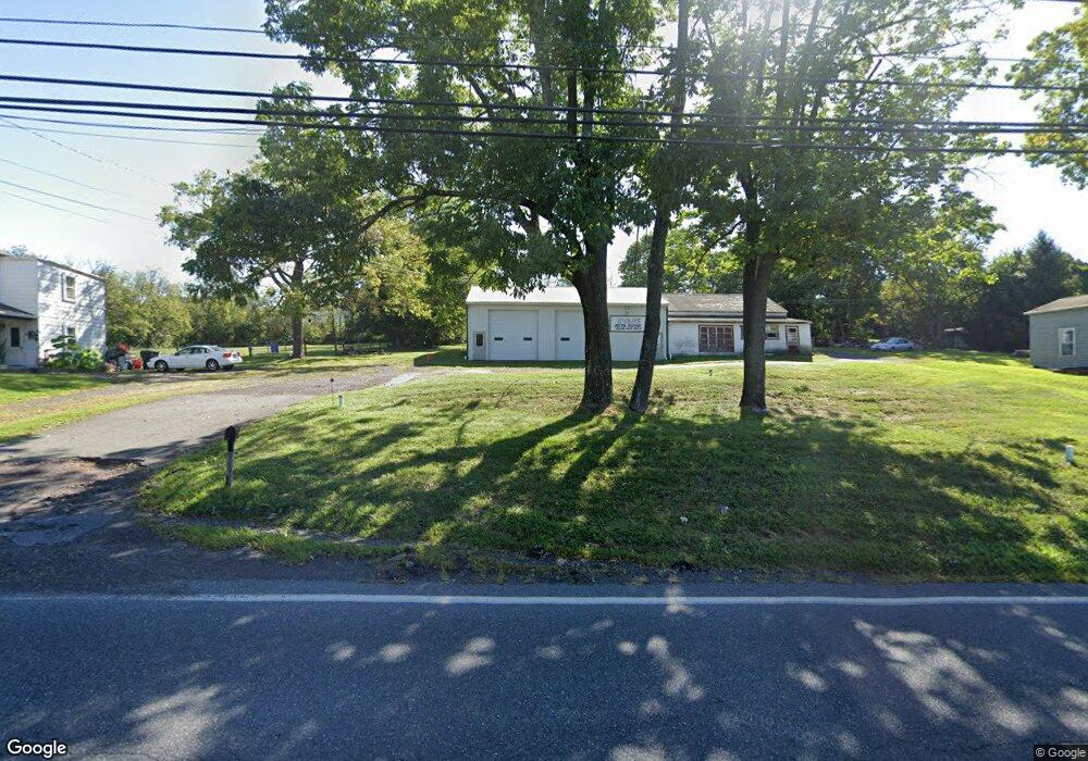 1066 Farmington Ave, Pottstown, PA 19464 - photo 1