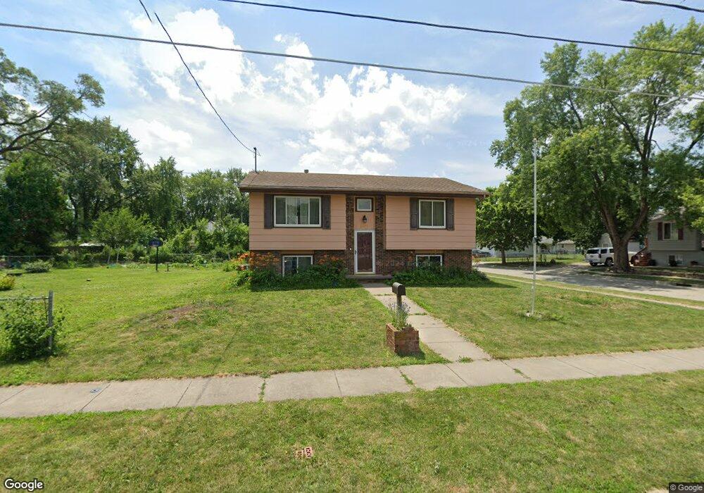 801 E Dunham Ave, Des Moines, IA 50315 - photo 1