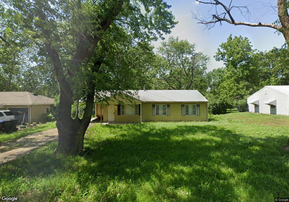 3475 SW Tara Ave, Topeka, KS 66611 - photo 1