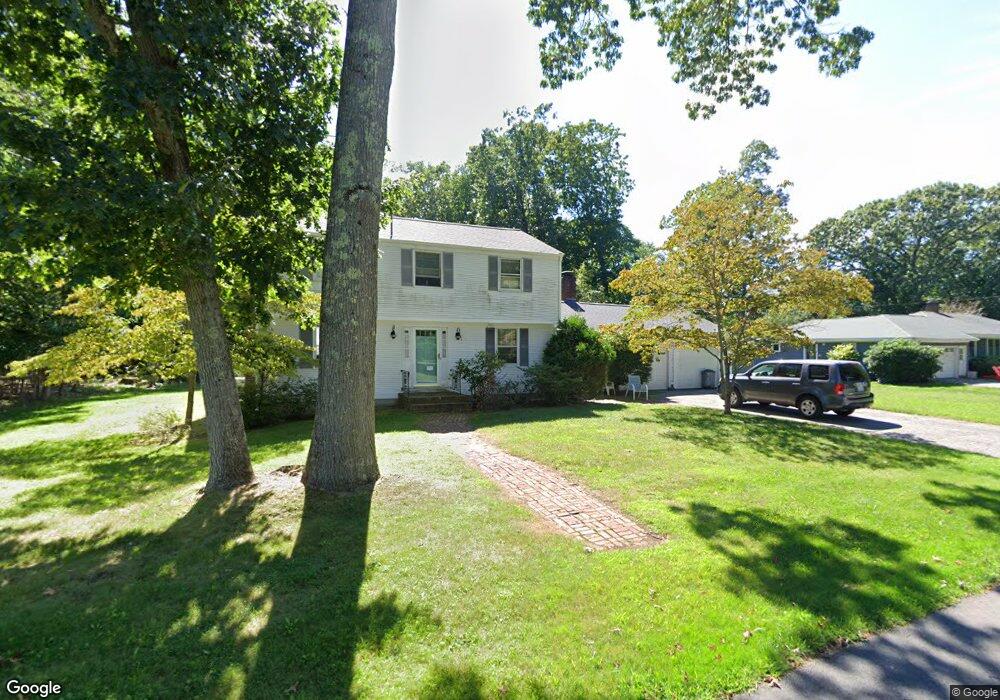 7 Oak Manor Dr, Barrington, RI 02806 - photo 1