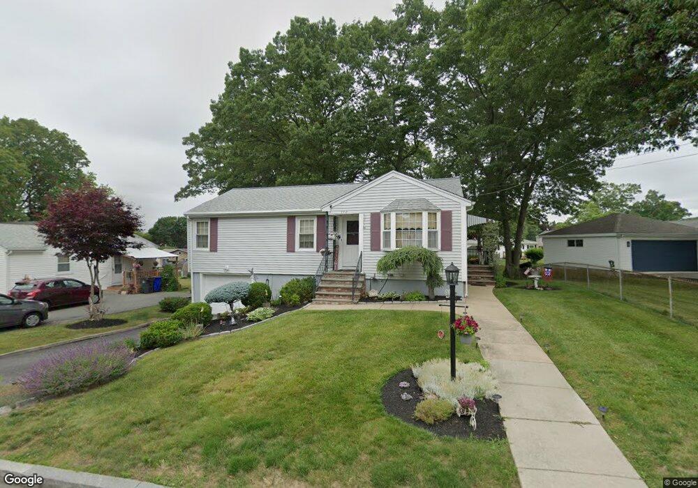 172 Austin St, Fall River, MA 02723 - photo 1