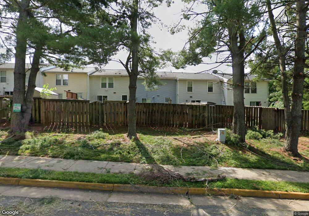 834 Oak Leaf Ct, Warrenton, VA 20186 - photo 1