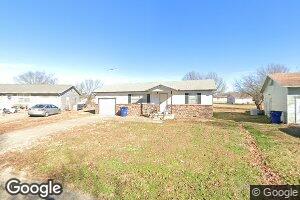 209 E 11th Ave, Caney, KS 67333
