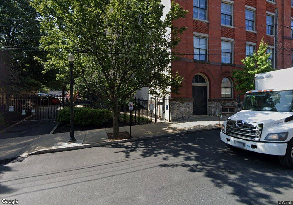 250 W King St, Lancaster, PA 17603 - photo 1