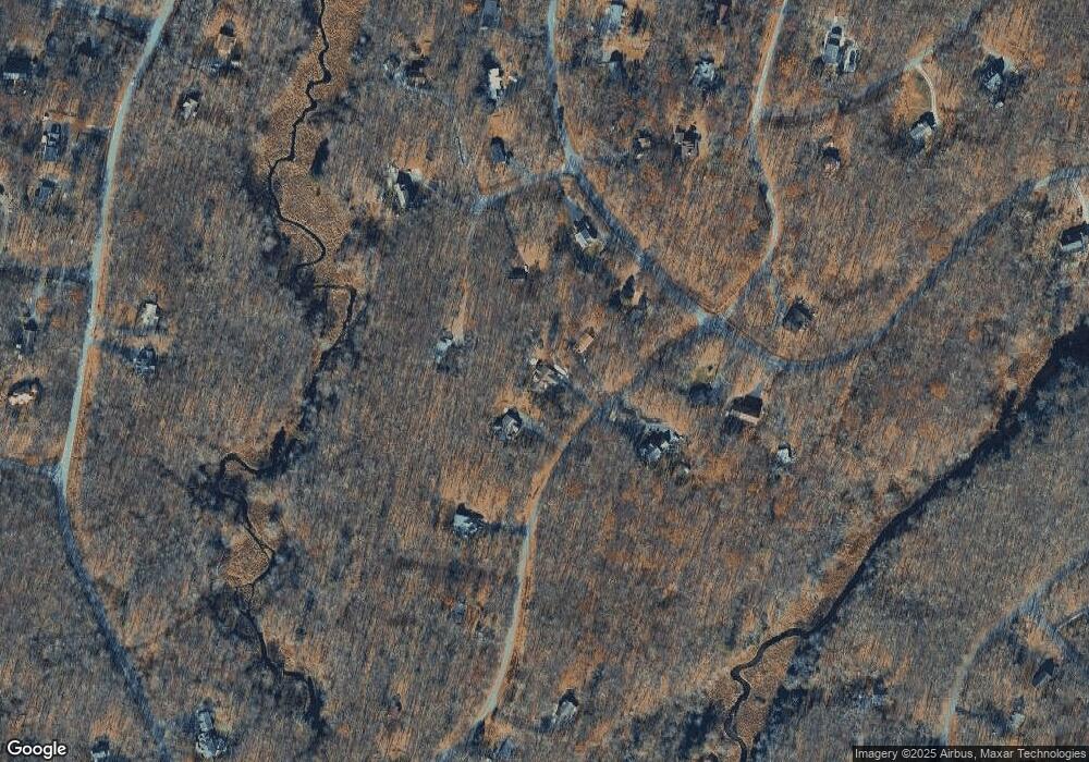 153 Apple Dr, Milford, PA 18337 - photo 1