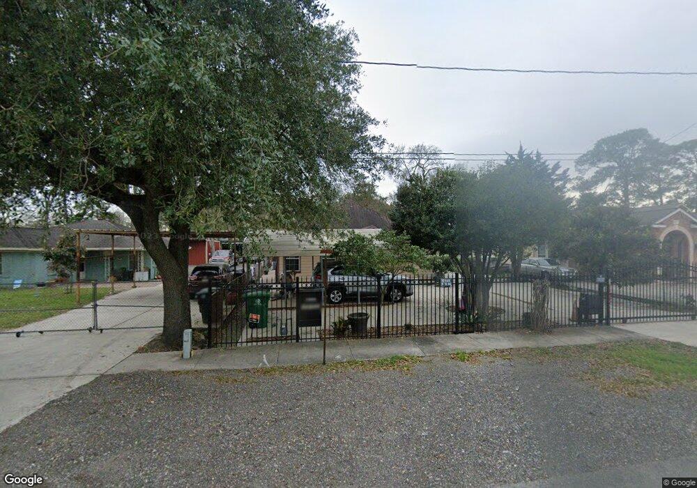 10131 Donald Dr, Houston, TX 77076 - photo 1