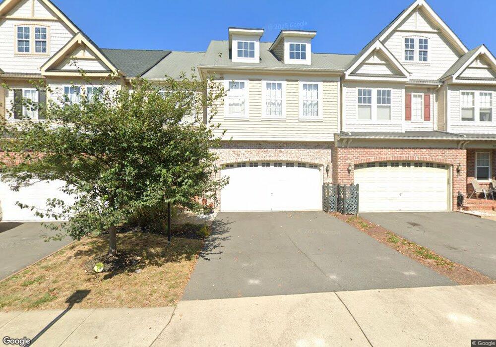 9206 Ribbon Falls Loop, Bristow, VA 20136 - photo 1