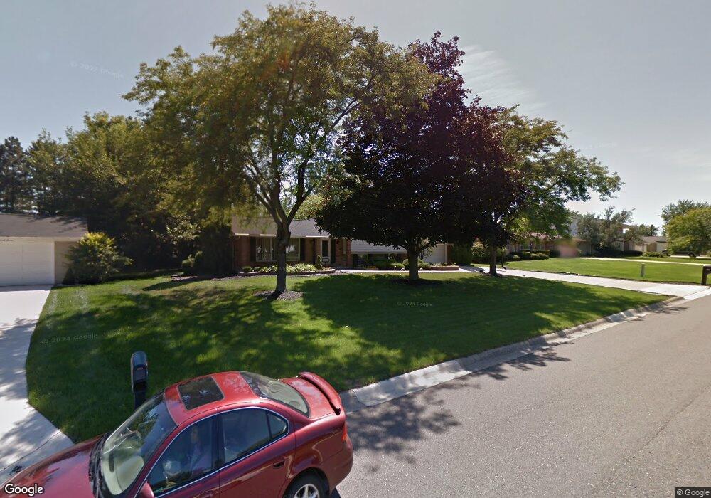 6637 Rustic Ridge Trail, Grand Blanc, MI 48439 - photo 1