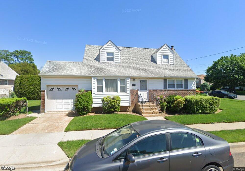 210 Grand Ave, West Hempstead, NY 11552 - photo 1