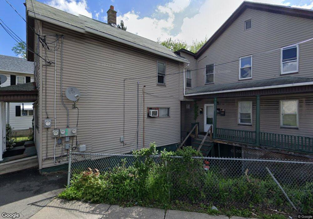 527 Meridian Ave unit 2, Scranton, PA 18504 - photo 1