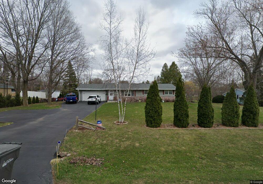 W124S6566 Hawthorne Rd, Muskego, WI 53150 - photo 1