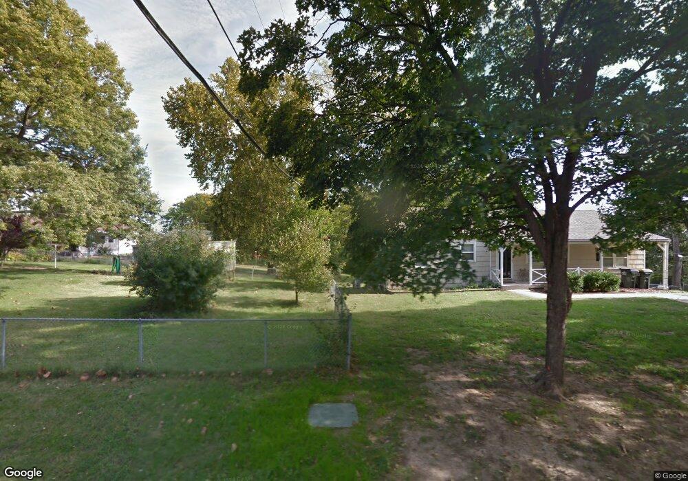 4809 Quivira Drive Ln, Shawnee, KS 66216 - photo 1