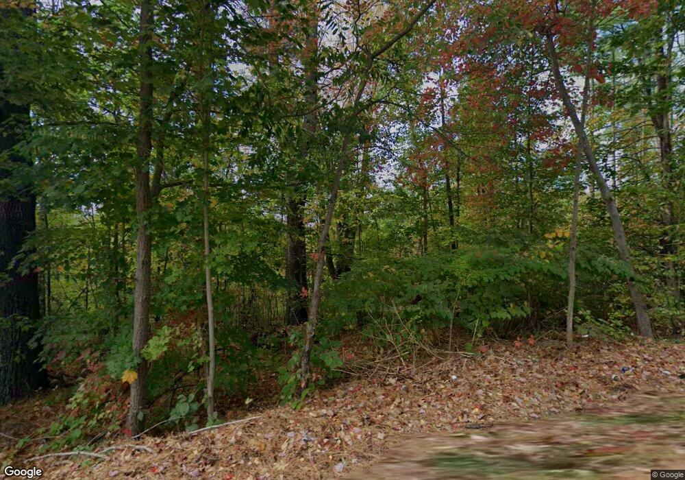 1423 Franklin Rd, Fitchburg, MA 01420 - photo 1