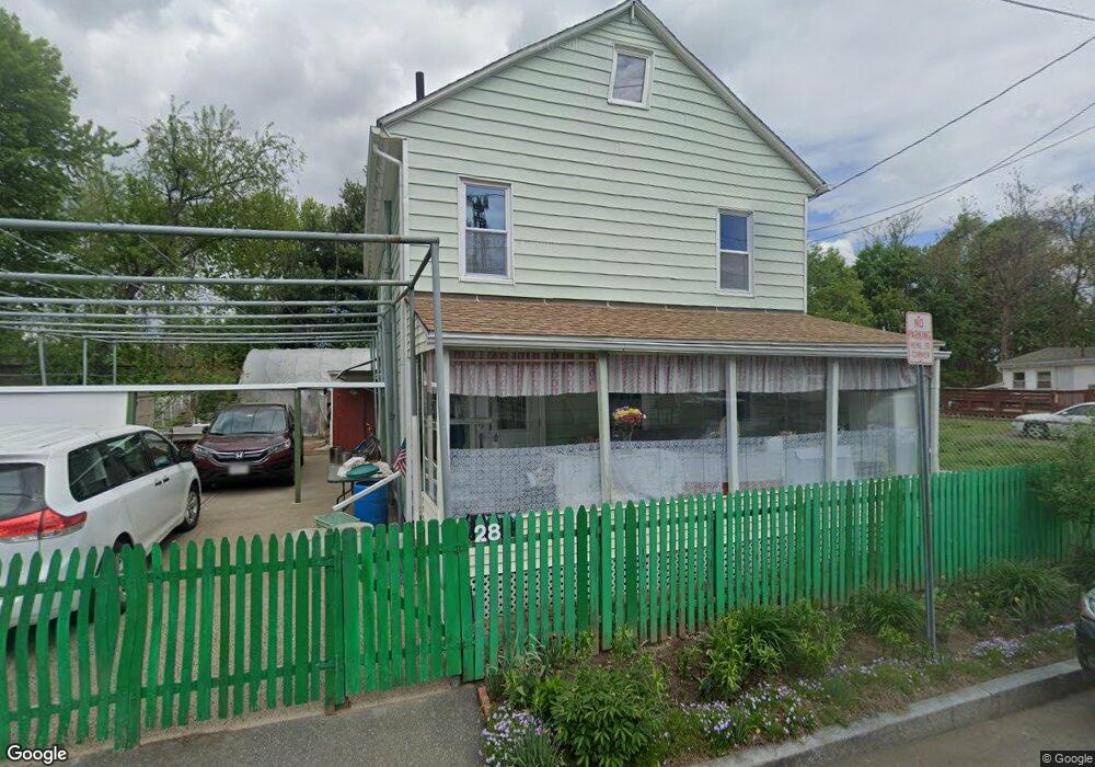 28 Globe St, West Springfield, MA 01089 - photo 1