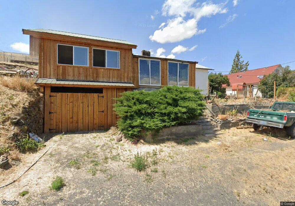 275 S Main St, Heppner, OR 97836 - photo 1