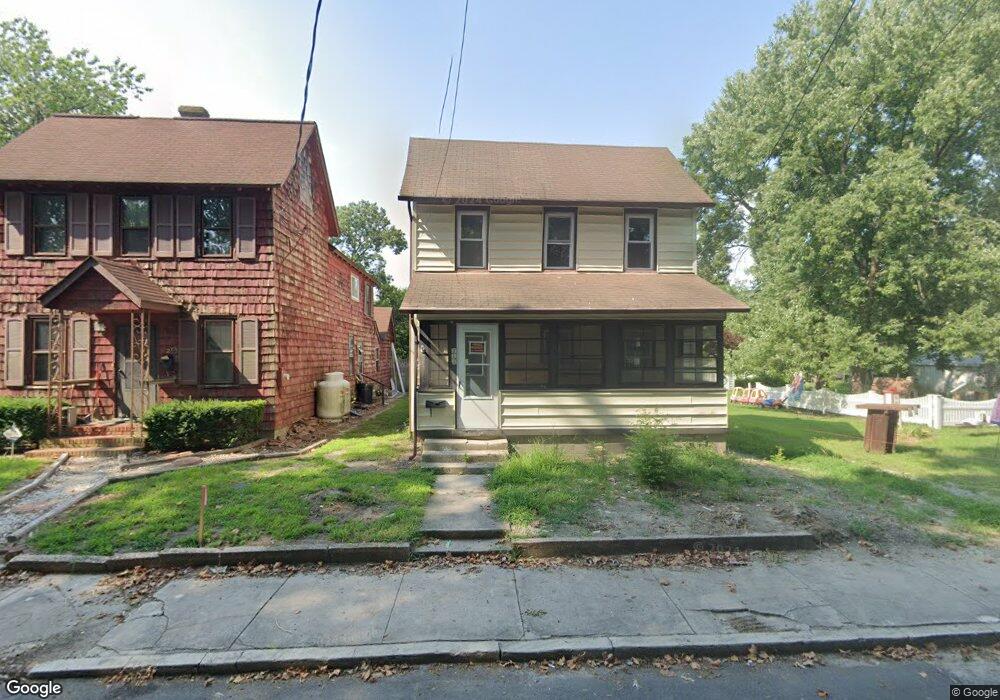 605 W 8th St, Laurel, DE 19956 - photo 1