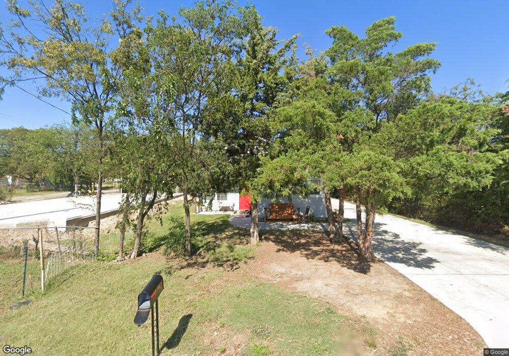 402 Avenue E, Ennis, TX 75119 - photo 1