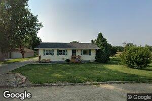 712 W Pine St, Philip, SD 57567