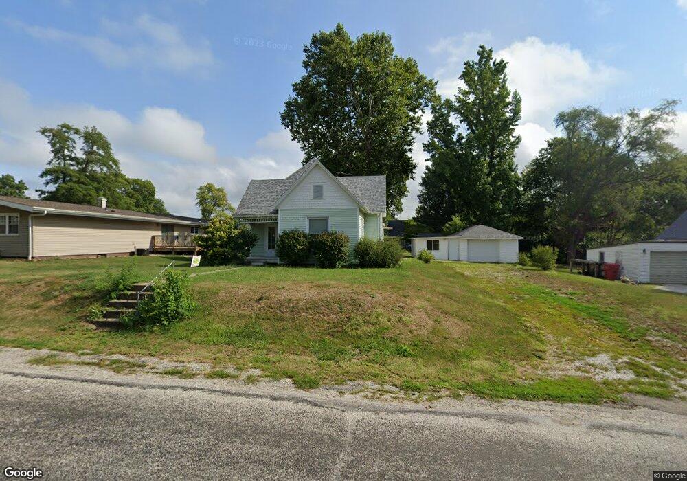 161 W Illini St, Virginia, IL 62691 - photo 1