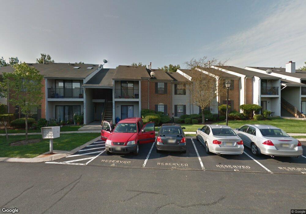 35 Taylor Dr, Franklin Park, NJ 08823 - photo 1