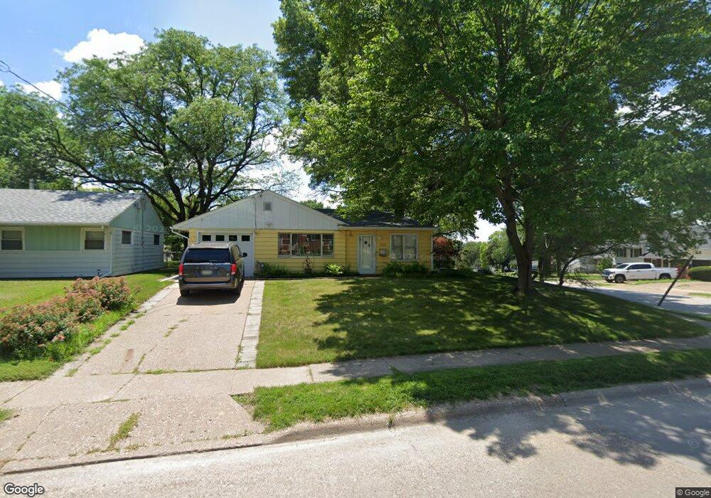 2357 W 10th St, Davenport, IA 52804 - photo 1