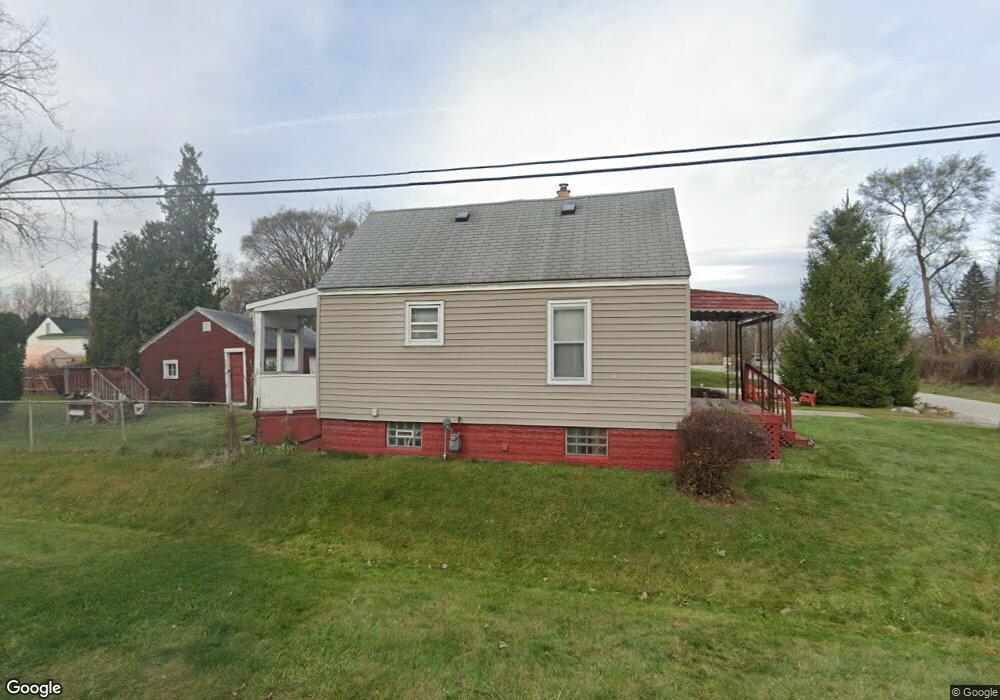 2231 26th St, Port Huron, MI 48060 - photo 1