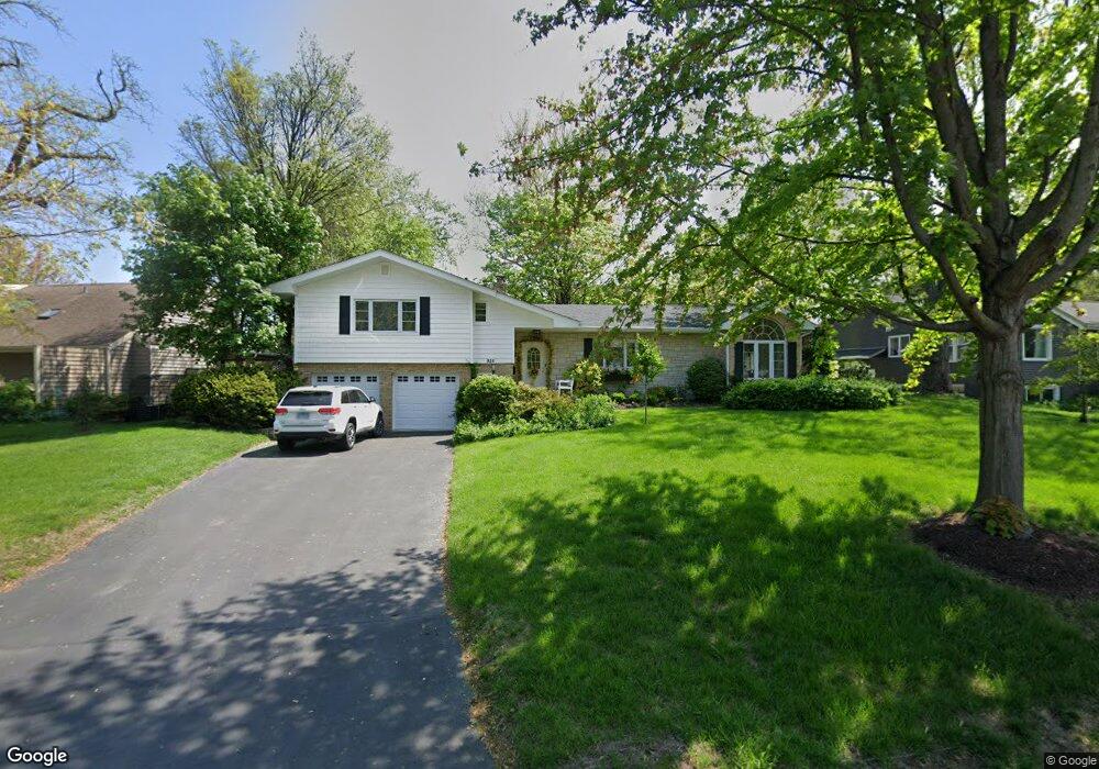 925 Gamon Rd, Wheaton, IL 60189 - photo 1