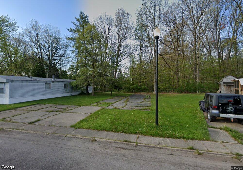 179 Rochford Square, Flint, MI 48507 - photo 1