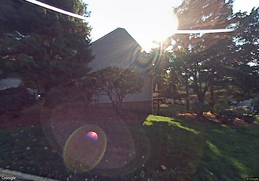 2 Mohawk Ct, Cromwell, CT 06416 - photo 1