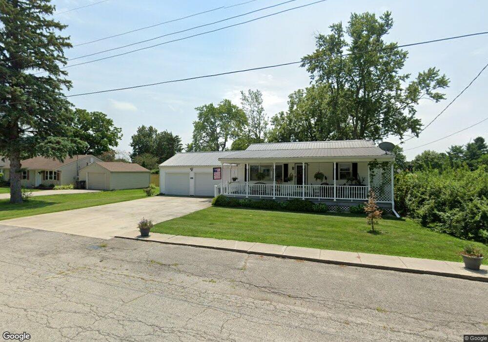 1106 E 8th St, Fowler, IN 47944 - photo 1