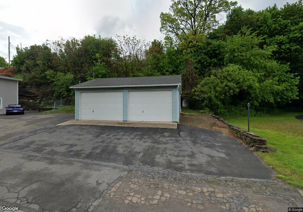 39 1/2 Chapel St, Pittston, PA 18640 - photo 1