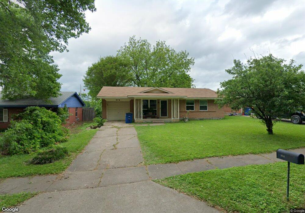 574 Lakeshore Dr, Ennis, TX 75119 - photo 1