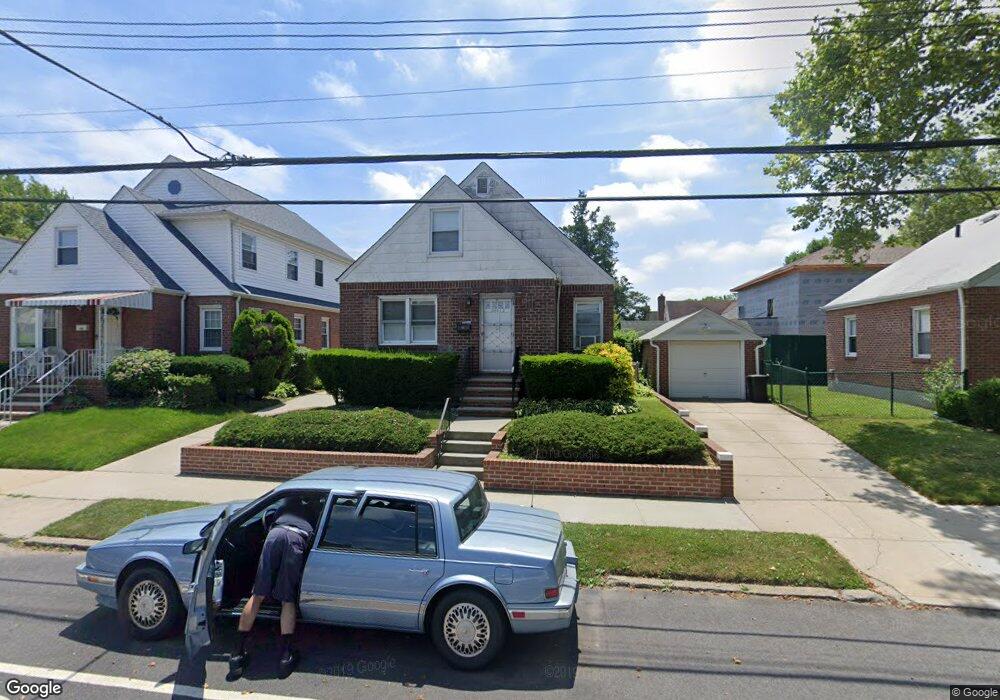 24712 82nd Ave, Bellerose, NY 11426 - photo 1