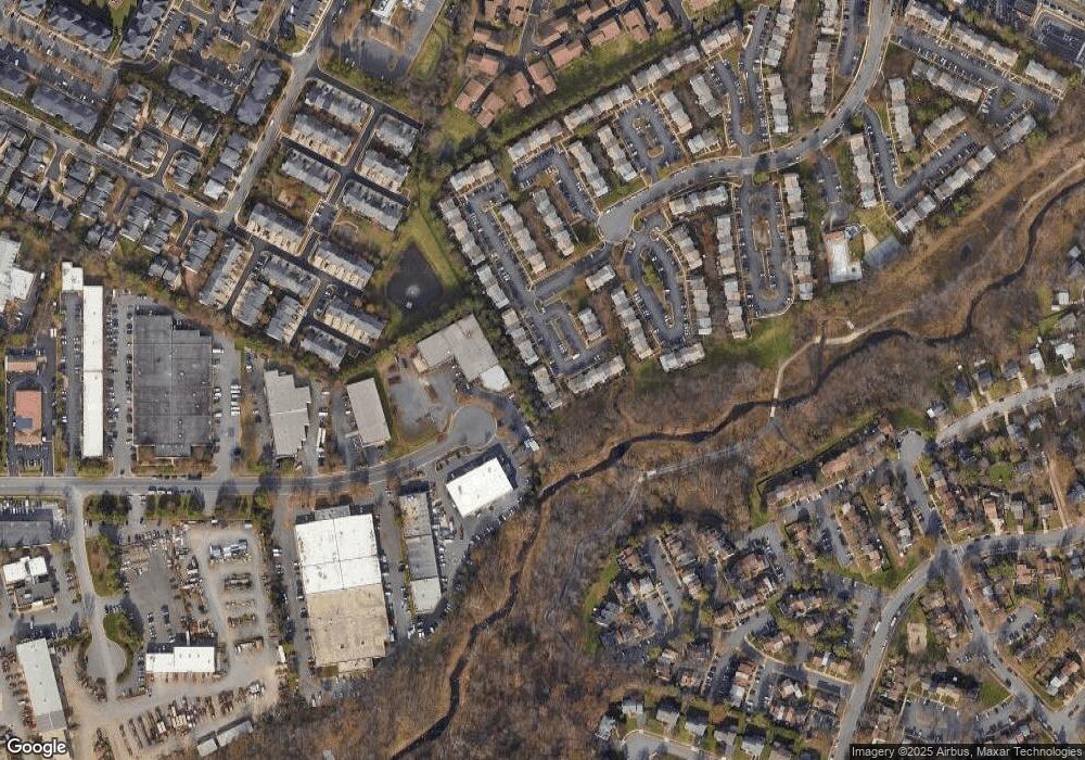 4161 Pleasant Meadow Ct, Chantilly, VA 20151 - photo 1