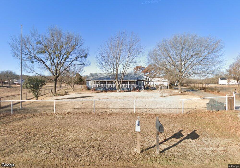 185 Briar Oaks Dr, Azle, TX 76020 - photo 1