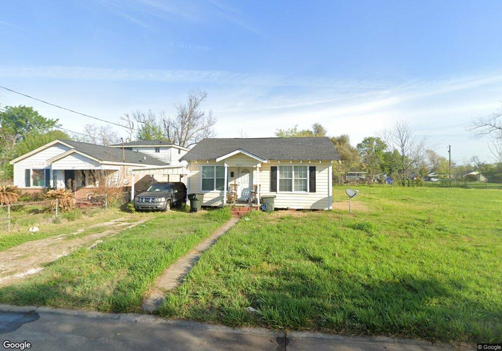 2705 11th St, Lake Charles, LA 70615 - photo 1
